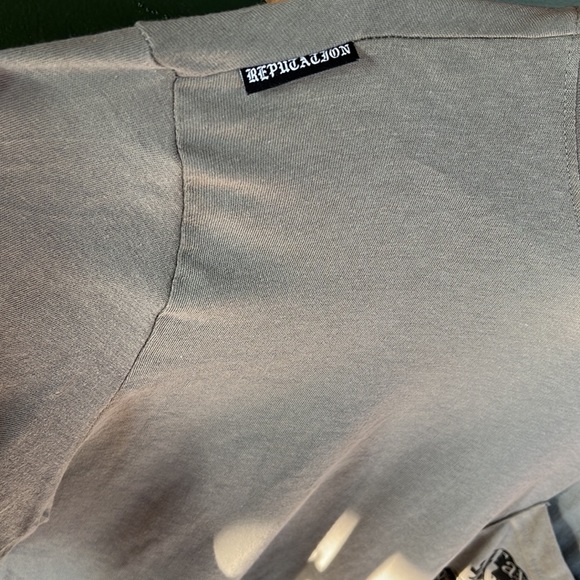 Taylor Swift Reputation Oversized Tour Shirt-Small - Picture 6 of 16